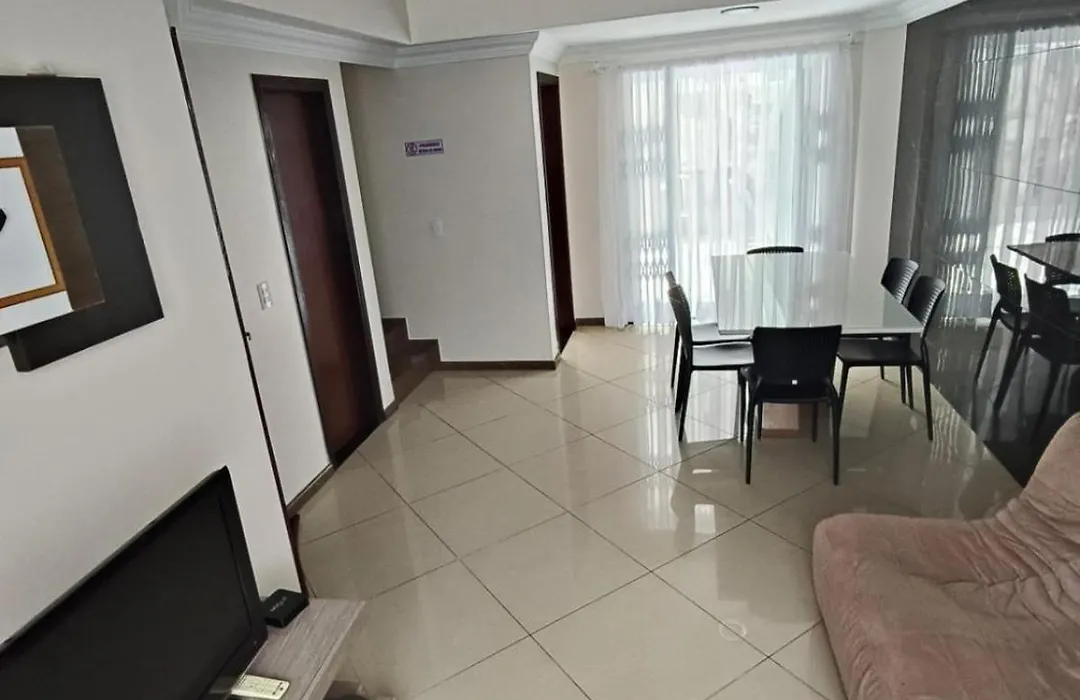Casa Triplex Curitiba, Tingui, Bacacheri, Cindacta, Batalhão, Hospital Vita, Policia Federal, PF-1